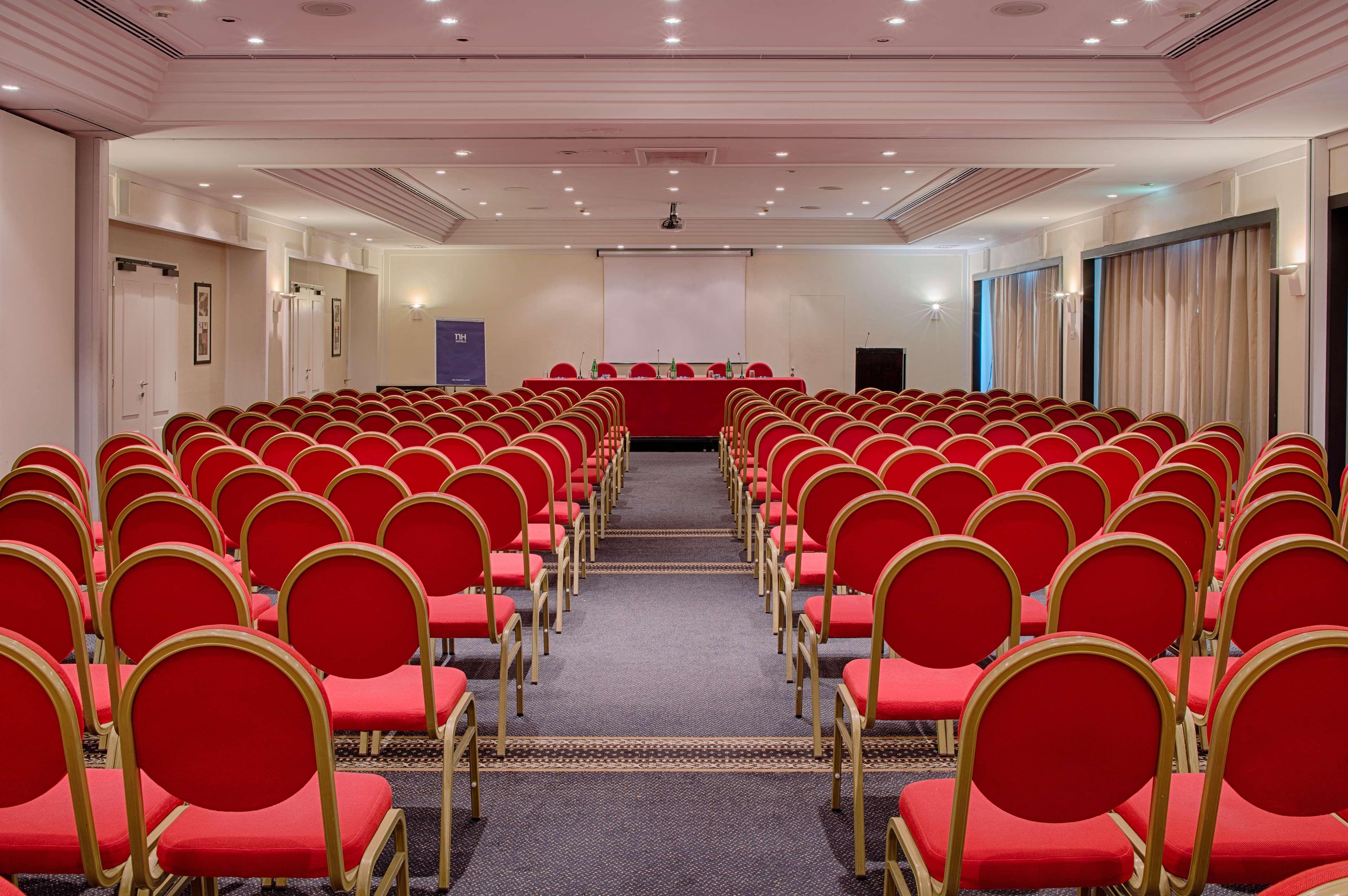 Nh Catania Parco Degli Aragonesi Hotel Екстериор снимка